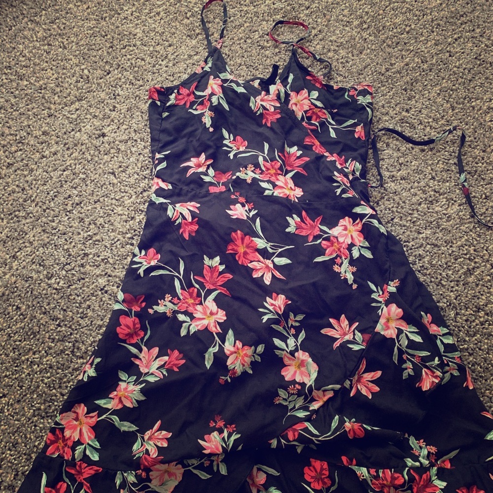 H&M floral tie dress